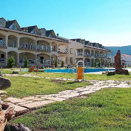 Apartamento Yasmin Garden - Orkide 4 *